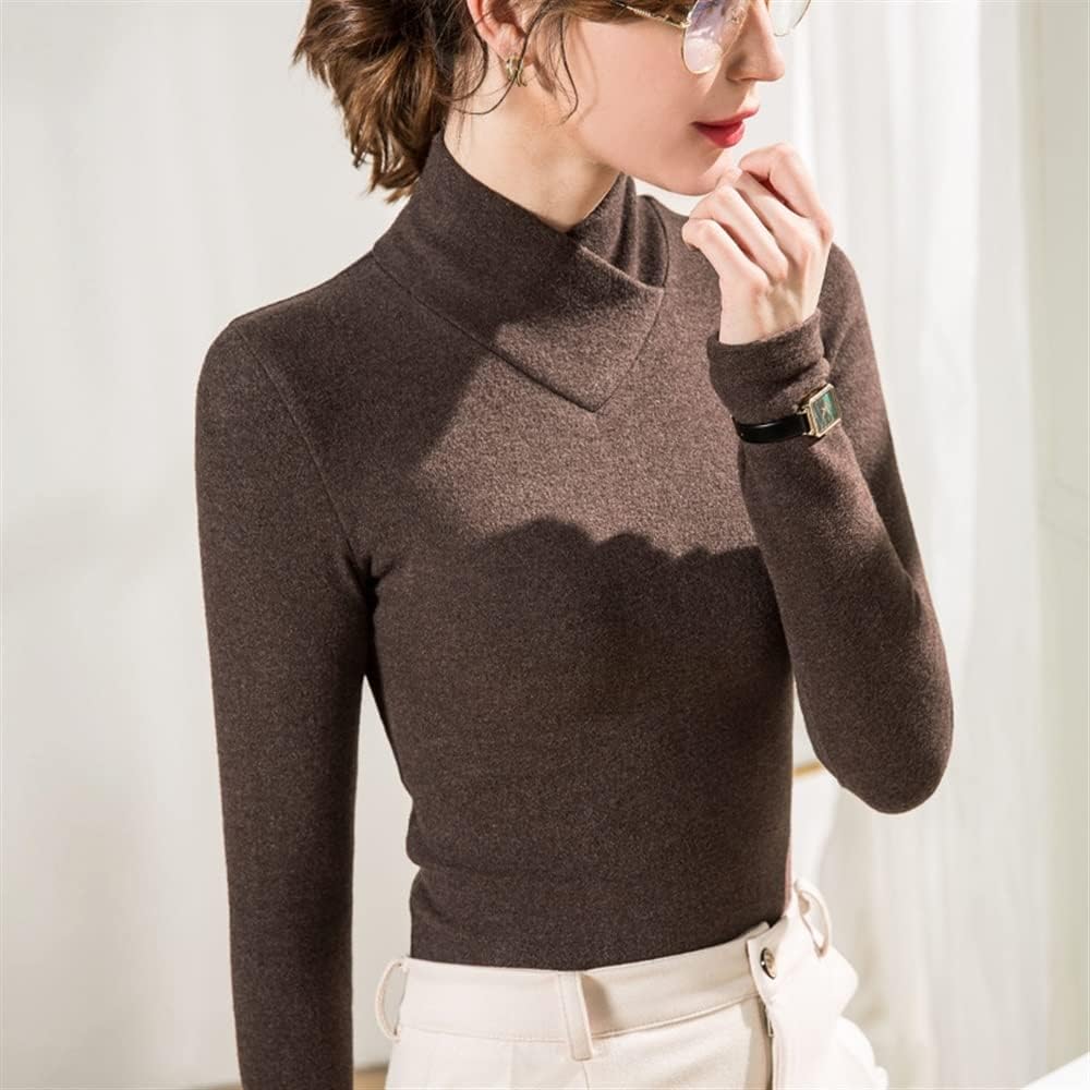 Charo | Elegant Turtleneck Fit