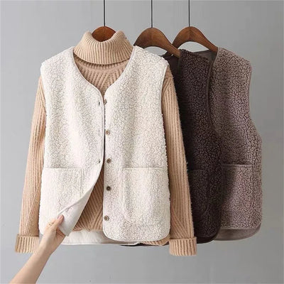 Abigail | Classic Cardigan