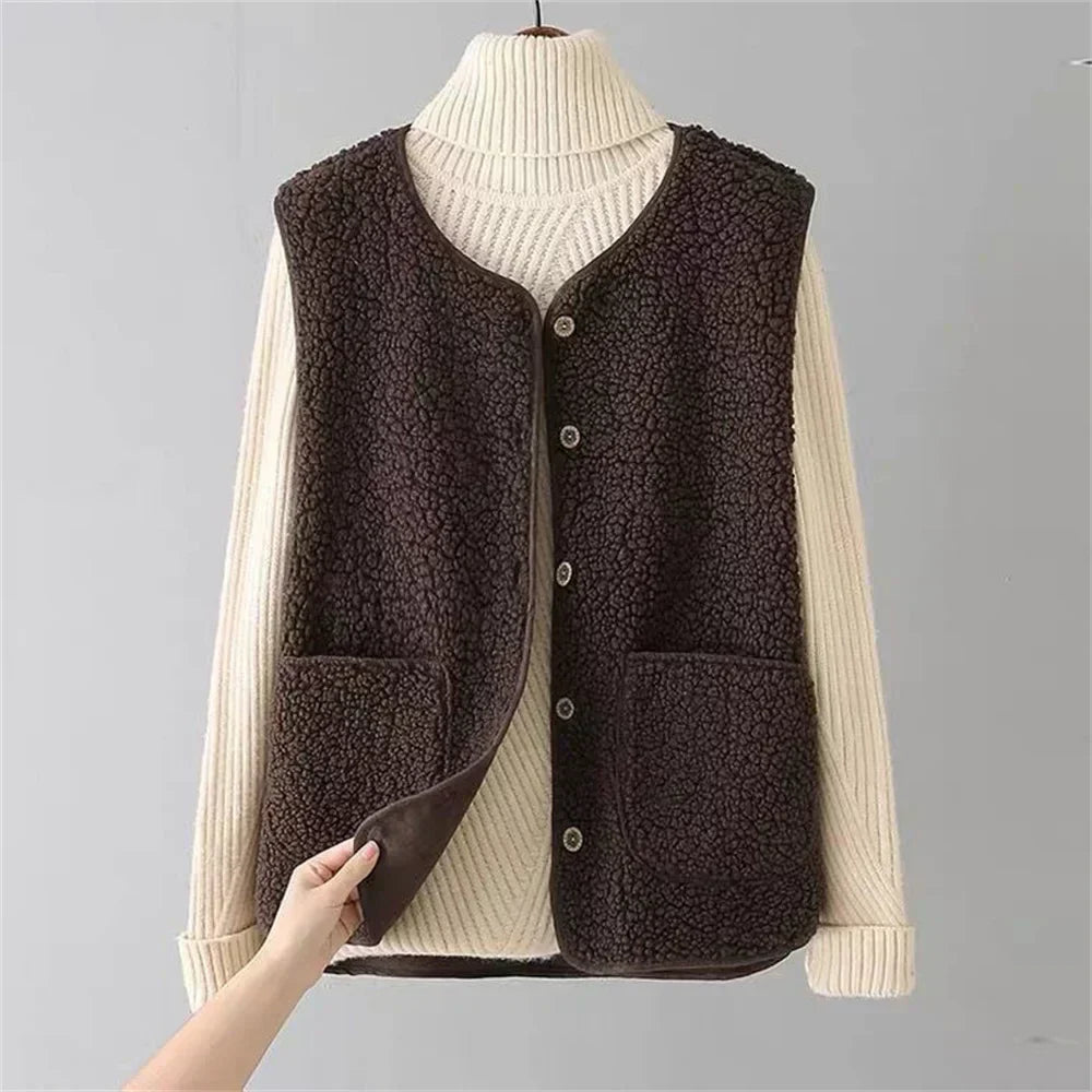 Abigail | Classic Cardigan