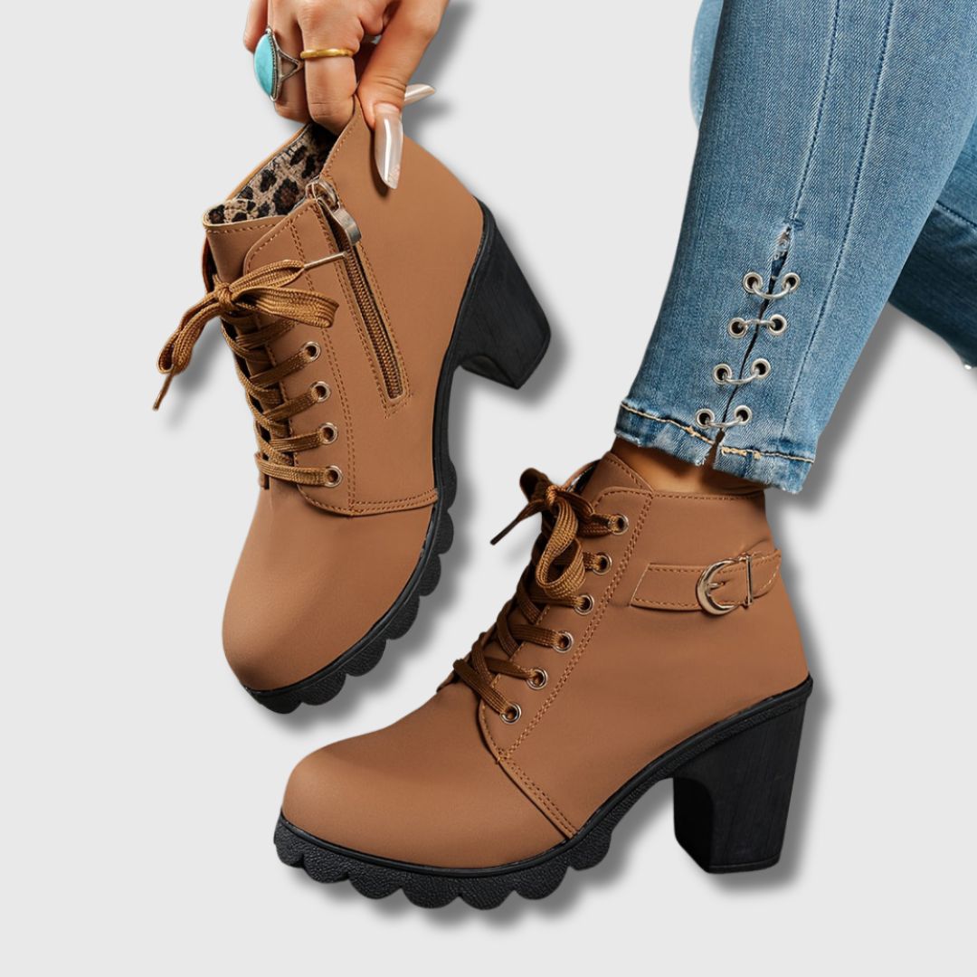 Aiah | Chic Boots