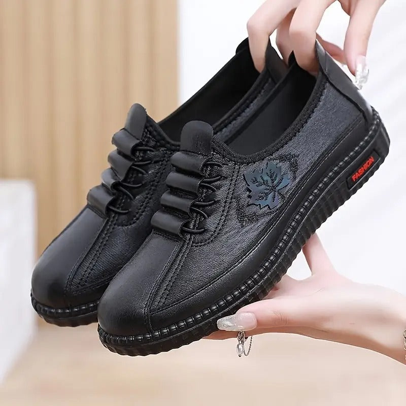 Apple – Women's Leather Orthopedic Shoes