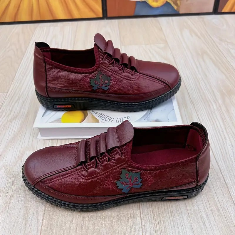 Apple – Women's Leather Orthopedic Shoes