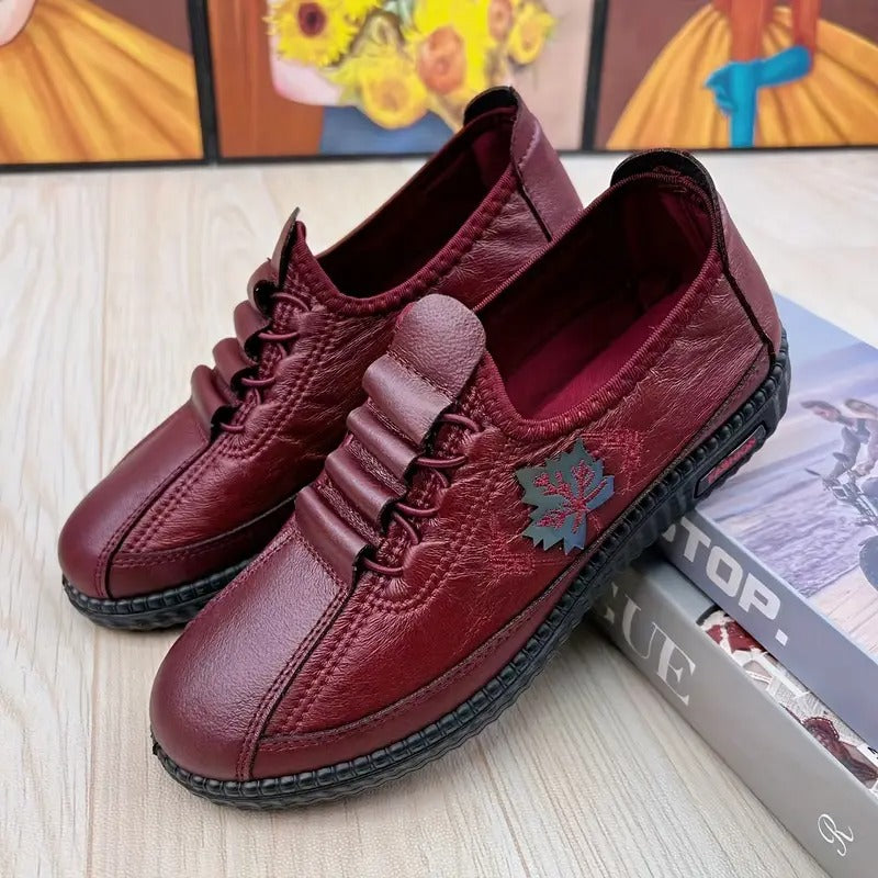 Apple – Women's Leather Orthopedic Shoes